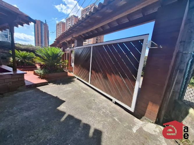 Casa de 8 alcobas en venta en Santa Ana, Rionegro, 440 m² · foto 23 de 24