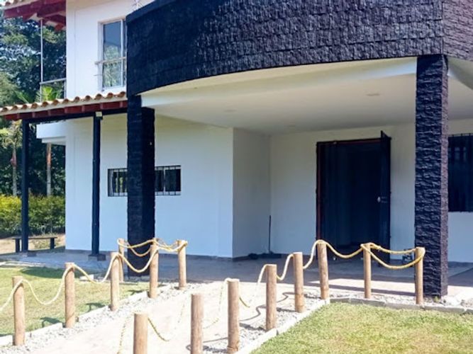 Casa de 4 alcobas en venta en El Carmen de Viboral, 410 m² · foto 13 de 15