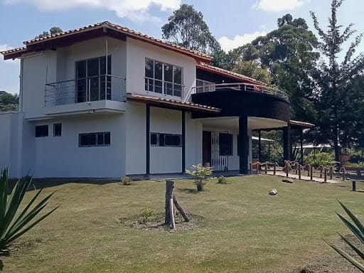 Casa de 4 alcobas en venta en El Carmen de Viboral, 410 m² · foto 14 de 15