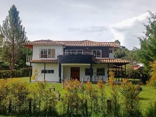 Casa de 4 alcobas en venta en El Carmen de Viboral, 410 m² · foto 15 de 15