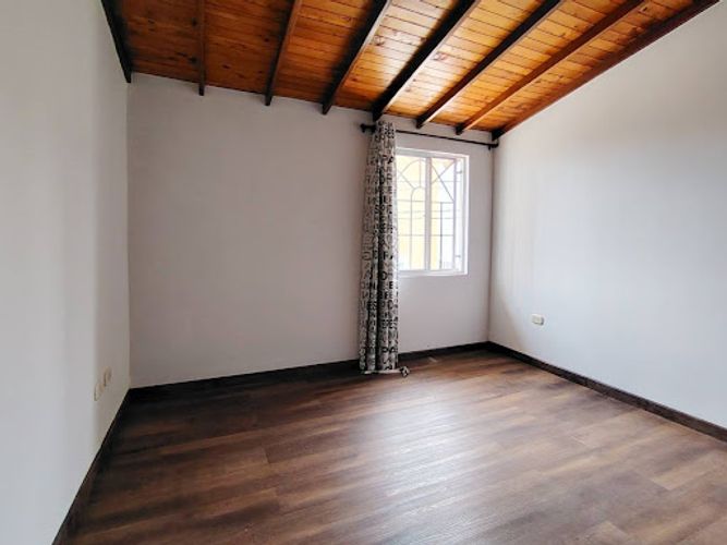 Casa de 4 alcobas en venta en La Dalia, Marinilla, 106 m² · foto 10 de 15