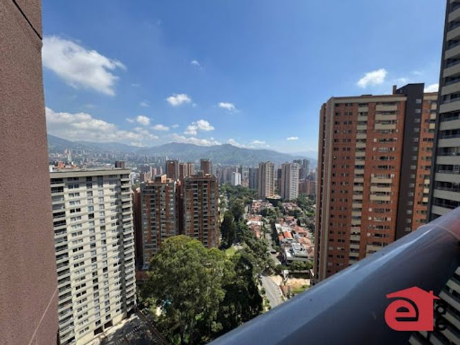 Casa de 2 alcobas en venta en Loma De San Jose, Sabaneta, 68 m² · foto 11 de 11