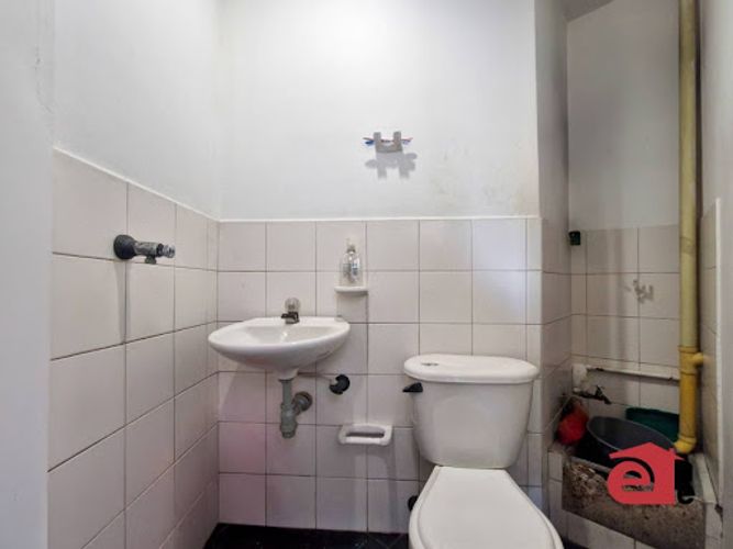 Local en venta en Ditaires, Itagüí, 29 m² · foto 4 de 7