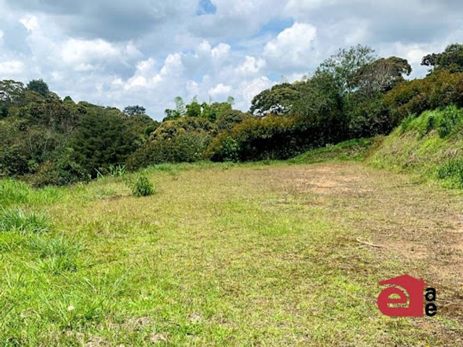 Lote en venta en Samaria, El Carmen de Viboral, 2250 m² · foto 4 de 6