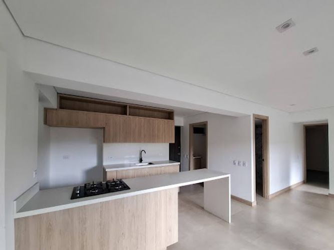 Apartamento de 2 alcobas en venta en Pantanillo, El Retiro, 64 m² · foto 2 de 13