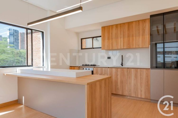 Apartamento de 3 alcobas en venta en Las Lomas, Medellín, 135 m² · foto 4 de 19