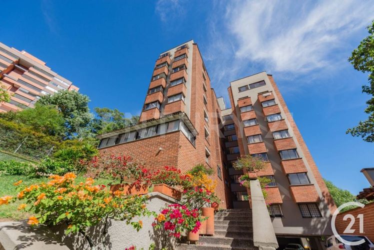 Apartamento de 3 alcobas en venta en Las Lomas, Medellín, 135 m² · foto 19 de 19