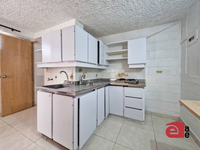 Local en venta en Loma Del Barro, Envigado, 24 m² · foto 4 de 7