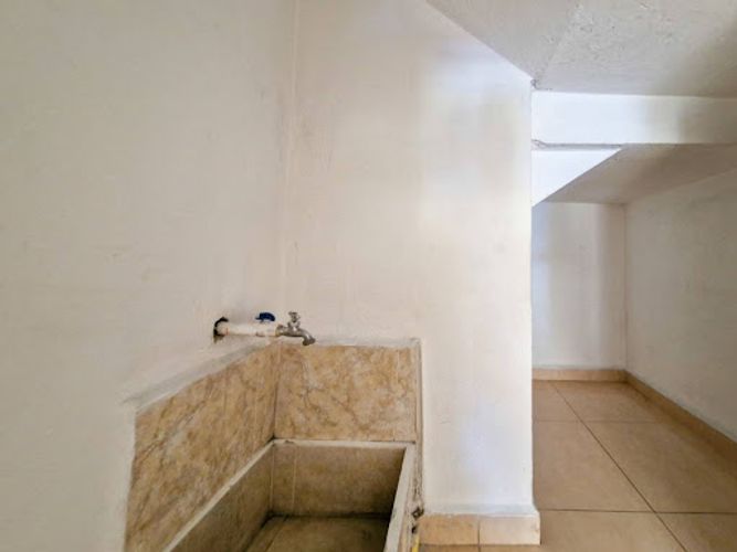 Local en venta en Caqueta, La Estrella, 44 m² · foto 5 de 6
