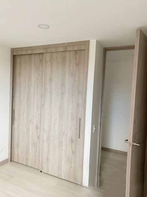 Apartamento de 3 alcobas en venta en Prados De Sabaneta, Sabaneta, 83 m² · foto 3 de 10