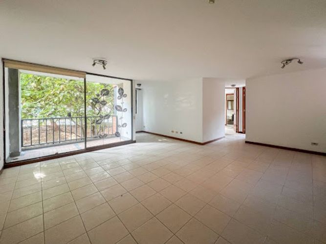 Apartamento en venta en Primavera, Envigado · foto 2 de 16