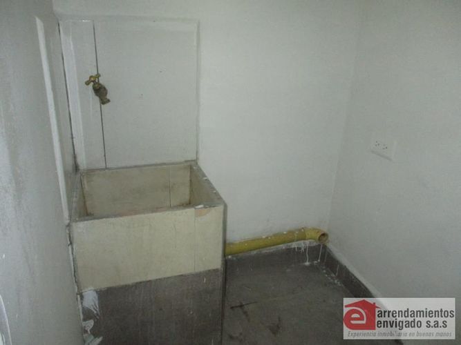 Local en venta en Sevilla, Medellín, 22 m² · foto 7 de 10
