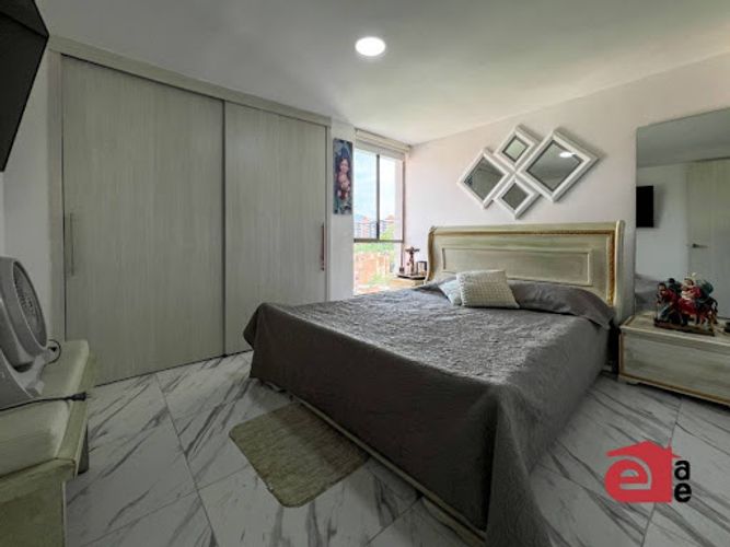 Apartamento de 3 alcobas en venta en La Frontera, Medellín, 90 m² · foto 5 de 12