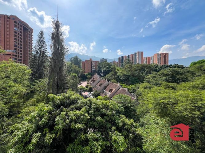 Apartamento de 3 alcobas en venta en La Frontera, Medellín, 90 m² · foto 10 de 12