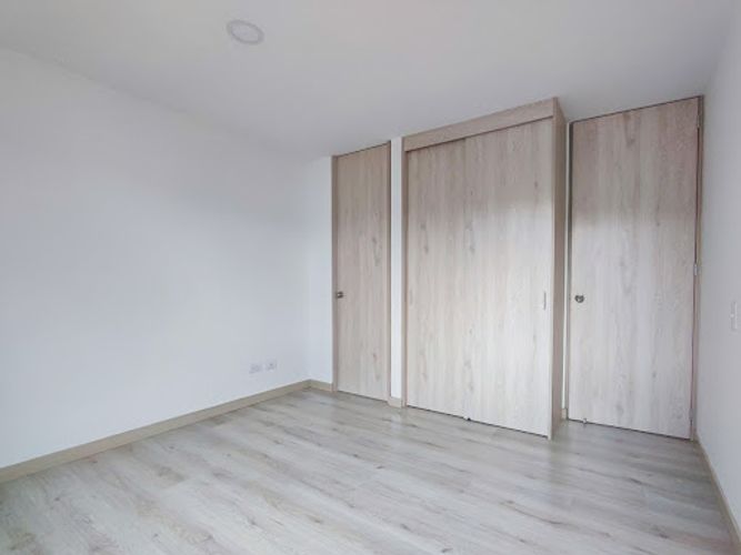 Apartamento en venta en Prados De Sabaneta, Sabaneta · foto 5 de 24
