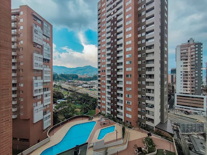 Apartamento en venta en Prados De Sabaneta, Sabaneta · foto 18 de 24
