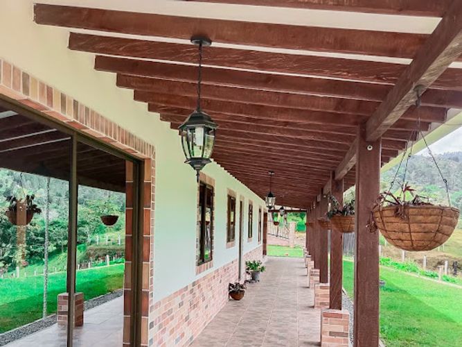 Finca en venta en Romeral, Guarne, 500 m² · foto 3 de 17