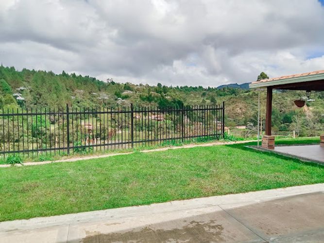 Finca en venta en Romeral, Guarne, 500 m² · foto 9 de 17