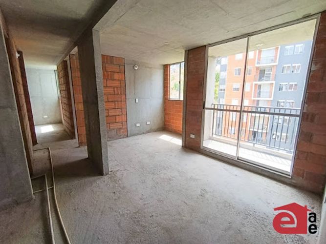 Apartamento de 3 alcobas en venta en El Porvenir, Rionegro, 54 m² · foto 4 de 23
