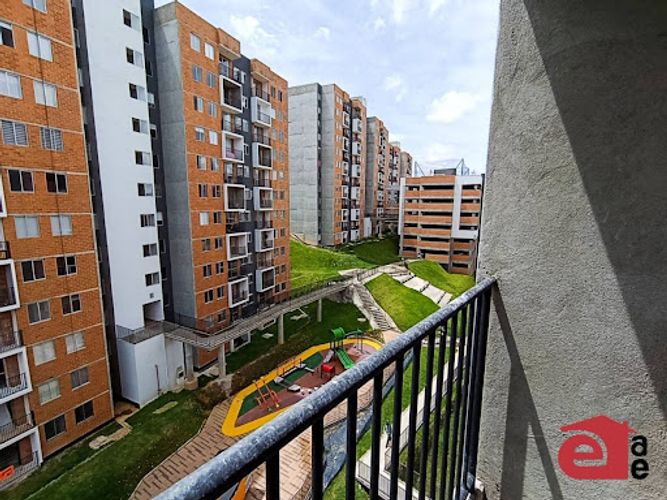 Apartamento de 3 alcobas en venta en El Porvenir, Rionegro, 54 m² · foto 21 de 23
