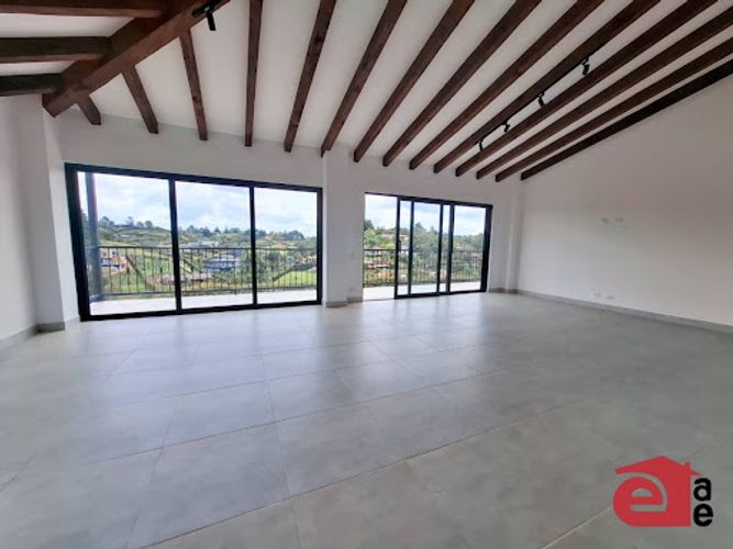 Casa de 4 alcobas en venta en El Carmen de Viboral, 2000 m² · foto 5 de 24