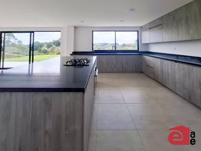 Casa de 4 alcobas en venta en El Carmen de Viboral, 2000 m² · foto 7 de 24