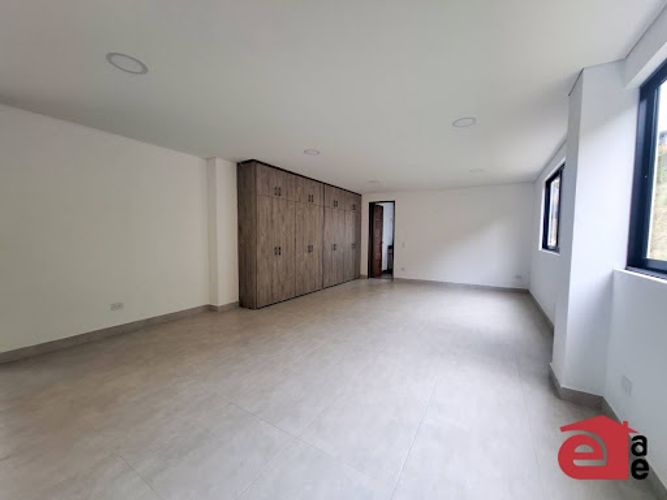 Casa de 4 alcobas en venta en El Carmen de Viboral, 2000 m² · foto 8 de 24