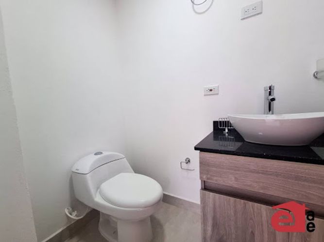 Casa de 4 alcobas en venta en El Carmen de Viboral, 2000 m² · foto 19 de 24