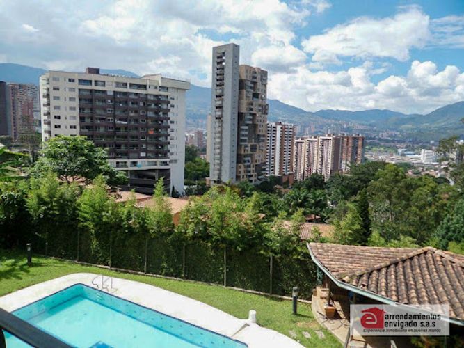 Casa de 4 alcobas en venta en Los Alcazares, Sabaneta, 600 m² · foto 19 de 23