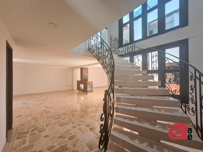 Casa de 5 alcobas en venta en La Doctora, Sabaneta, 520 m² · foto 7 de 24