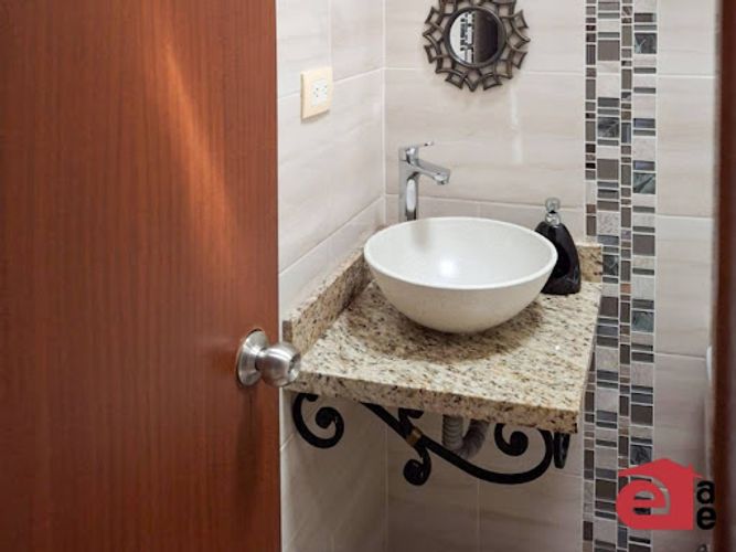 Casa de 3 alcobas en venta en Toledo, La Estrella, 174 m² · foto 10 de 21