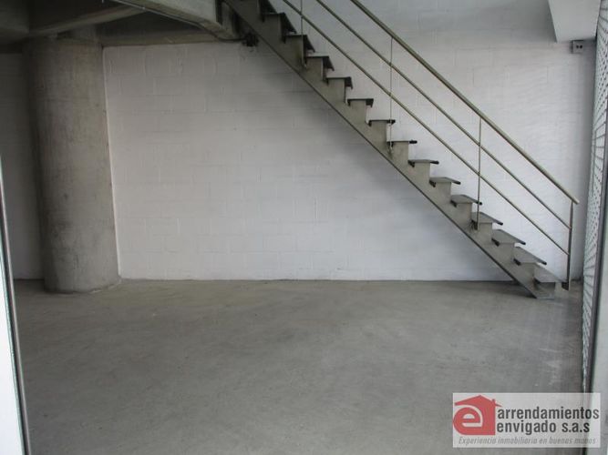 Local en venta en El Chocho, Envigado, 128 m² · foto 2 de 13