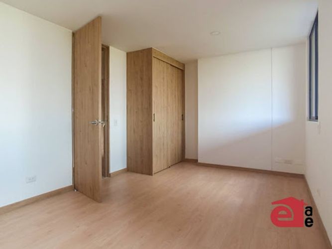 Apartamento de 2 alcobas en venta en Llano Grande, Rionegro, 97 m² · foto 5 de 13