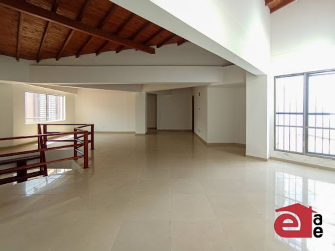 Apartamento de 5 alcobas en venta en Aves Maria, Sabaneta, 326 m² · foto 5 de 24
