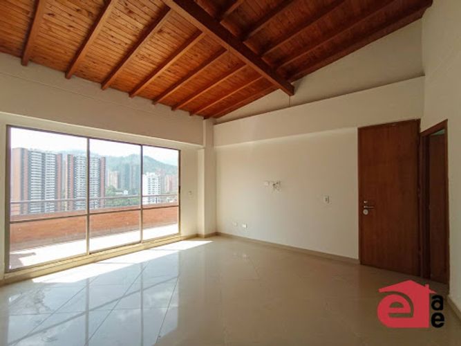Apartamento de 5 alcobas en venta en Aves Maria, Sabaneta, 326 m² · foto 8 de 24