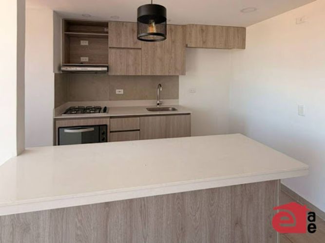 Apartamento de 2 alcobas en venta en Los Colegios, Rionegro, 54 m² · foto 3 de 11