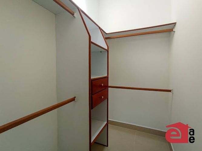Apartamento de 5 alcobas en venta en Aves Maria, Sabaneta, 326 m² · foto 18 de 24