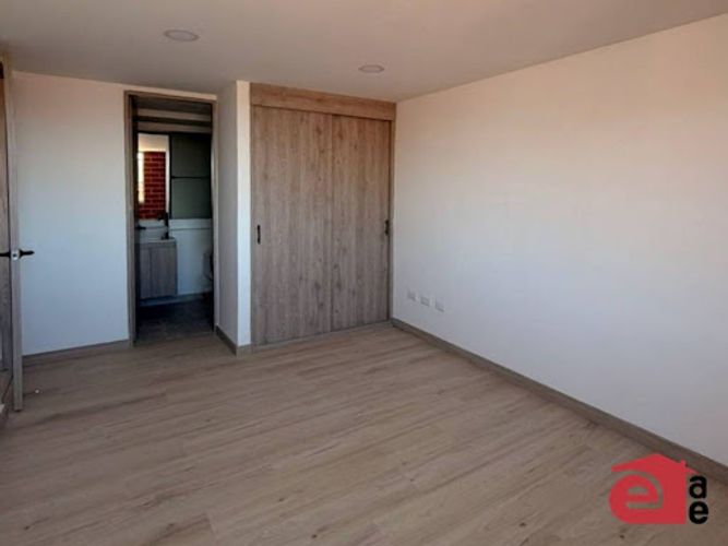 Apartamento de 2 alcobas en venta en Los Colegios, Rionegro, 54 m² · foto 4 de 11