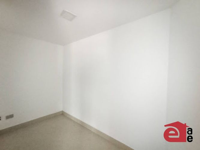 Apartamento de 5 alcobas en venta en Aves Maria, Sabaneta, 326 m² · foto 20 de 24