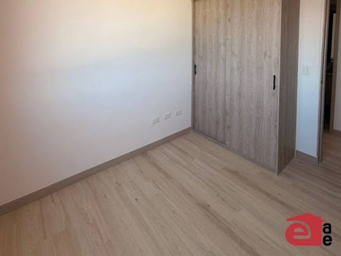 Apartamento de 2 alcobas en venta en Los Colegios, Rionegro, 54 m² · foto 7 de 11