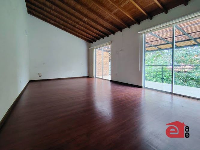 Casa de 3 alcobas en venta en El Retiro, 280 m² · foto 10 de 24