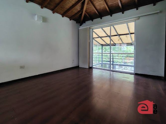 Casa de 3 alcobas en venta en El Retiro, 280 m² · foto 11 de 24