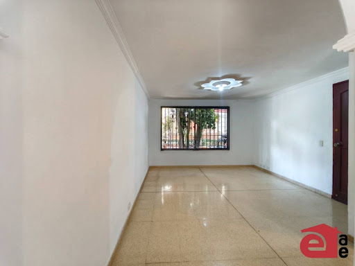Apartamento en venta en El Portal, Envigado · foto 2 de 23