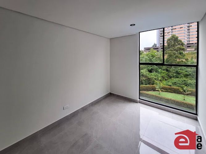 Apartamento de 2 alcobas en venta en Cuatro Esquinas, Rionegro, 53 m² · foto 7 de 16