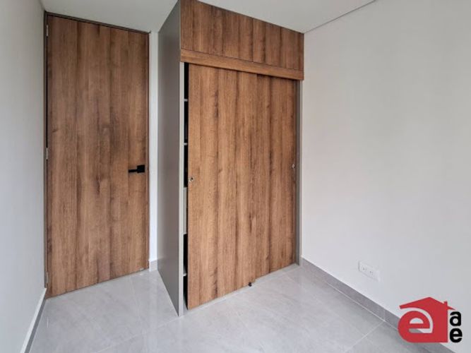 Apartamento de 2 alcobas en venta en Cuatro Esquinas, Rionegro, 53 m² · foto 8 de 16