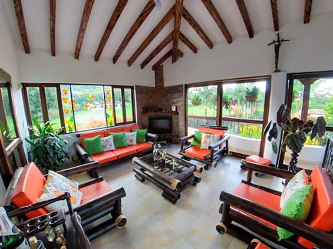 Finca en venta en Guamito, La Ceja, 3750 m² · foto 2 de 21