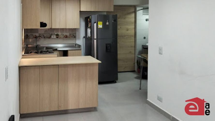 Apartamento de 2 alcobas en venta en Pan De Azucar, Sabaneta, 43 m² · foto 3 de 9