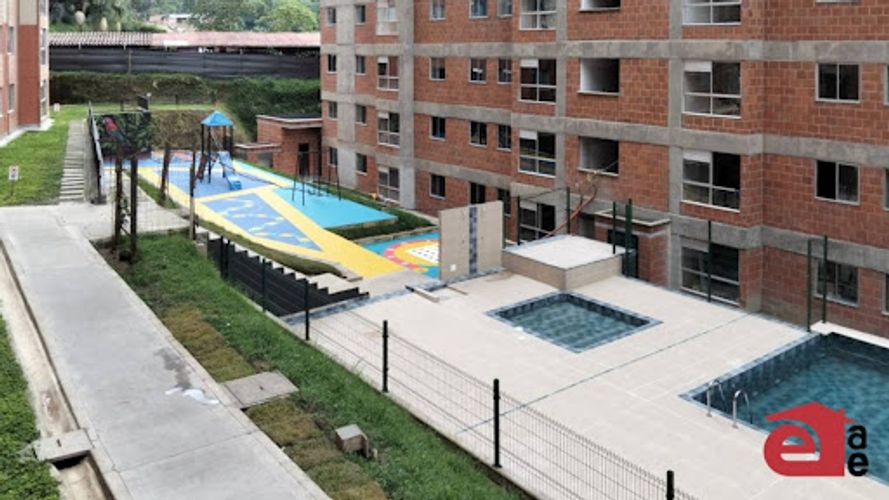 Apartamento de 2 alcobas en venta en Pan De Azucar, Sabaneta, 43 m² · foto 9 de 9