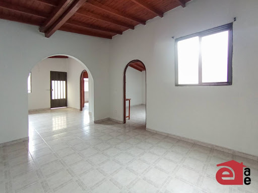 Casa en venta en San Javier, Itagüí · foto 2 de 9