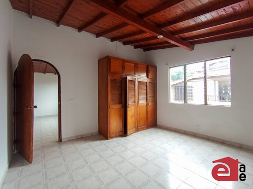 Casa en venta en San Javier, Itagüí · foto 4 de 9